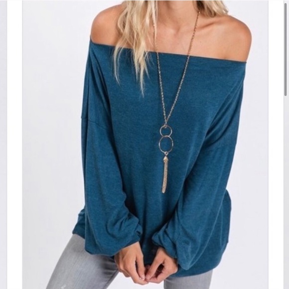 Tops - Oversized teal blue balloon sleeve shirt.